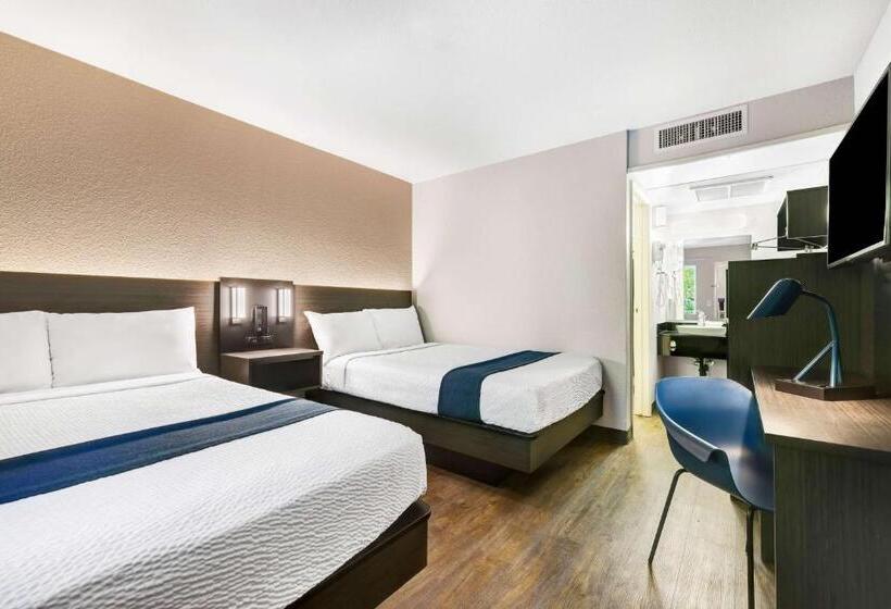 غرفة قياسية رباعية, Motel 6issaquah, Wa  Seattle  East