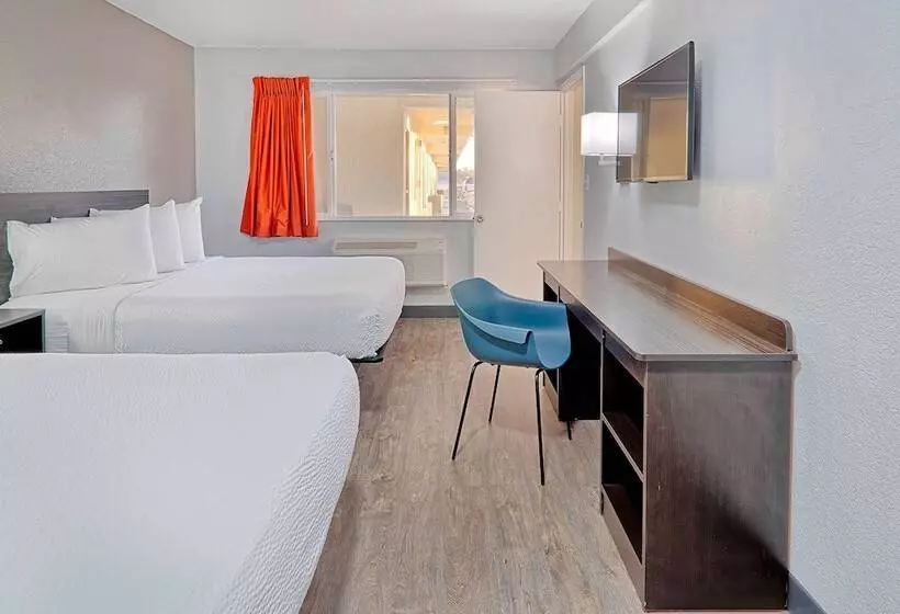 デラックスルーム, Motel 6 Lancaster, Ca
