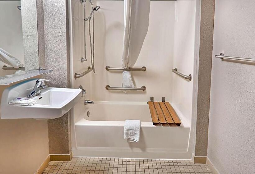 חדר סטנדרט מותאם לאדם עם מוגבלויות, Motel 6 Lancaster, Ca