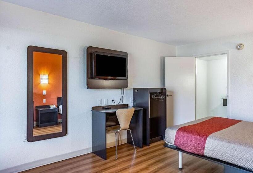 장애인을 위한 스탠다드 룸, Motel 6little Rock, Ar  West