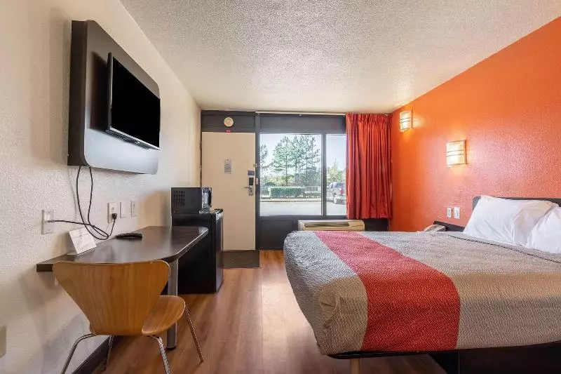 デラックスルーム, Motel 6little Rock, Ar  West