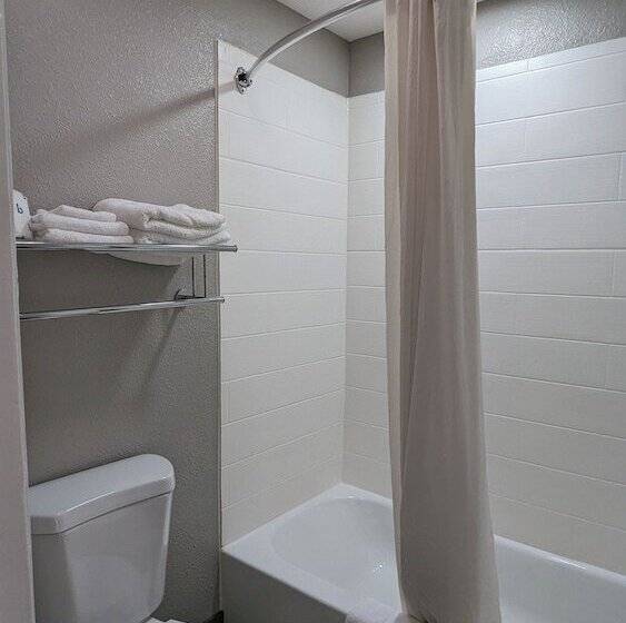 Номер Deluxe, Motel 6nashua, Nh