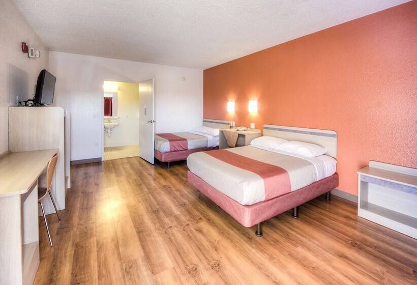 غرفة ديلوكس, Motel 6niantic, Ct  New London