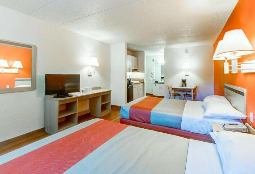 四人标准间, Motel 6norfolk, Va