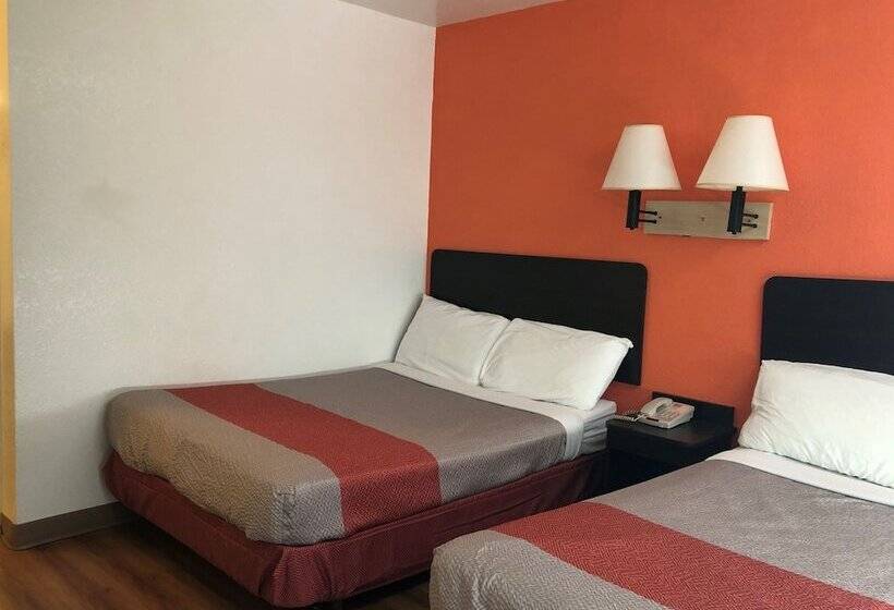 غرفه قياسيه سريرين مزدوجين, Motel 6santa Rosa, Nm