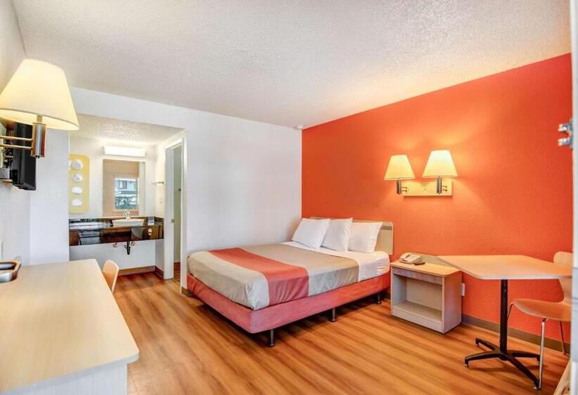 غرفة قياسية لذوى الاحتياجات الخاصة, Motel 6stockton, Ca  North