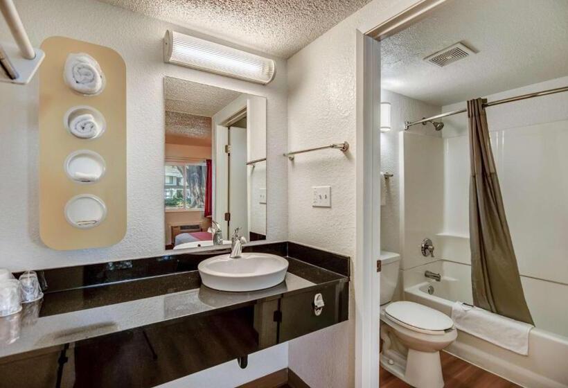 Люкс, Motel 6stockton, Ca  North
