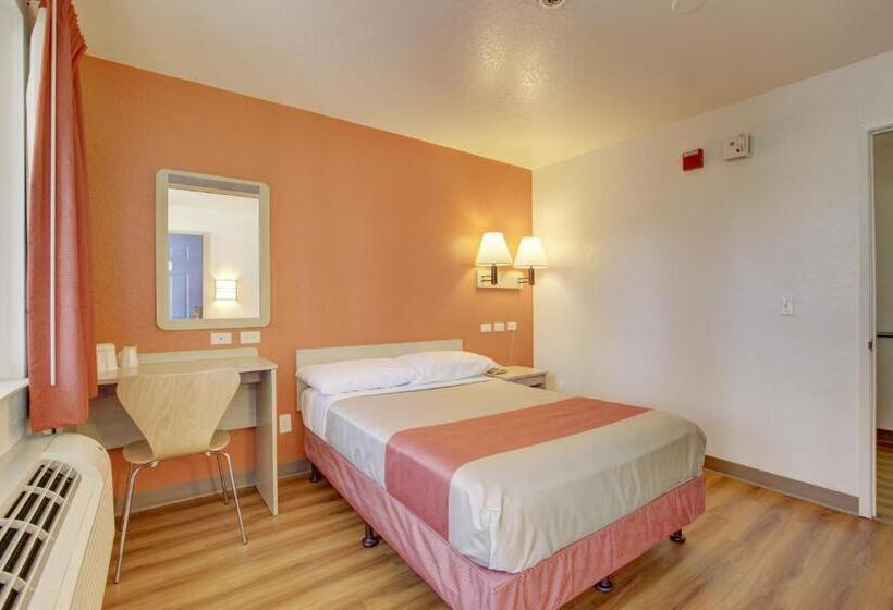 غرفة قياسية لذوى الاحتياجات الخاصة, Motel 6westminster, Ca  North