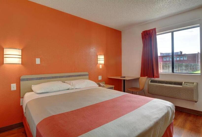 اتاق استاندارد برای معلولان, Motel 6wethersfield, Ct  Hartford