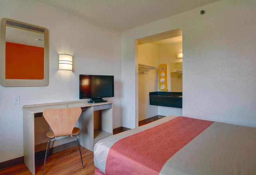 اتاق استاندارد برای معلولان, Motel 6wethersfield, Ct  Hartford