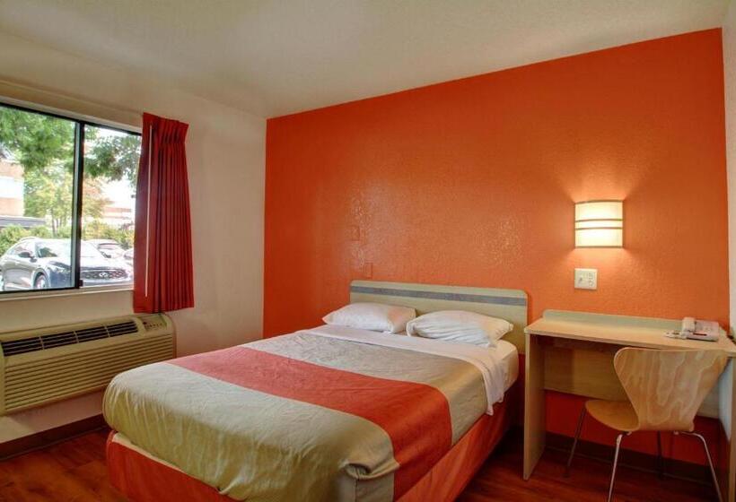 اتاق استاندارد برای معلولان, Motel 6wethersfield, Ct  Hartford