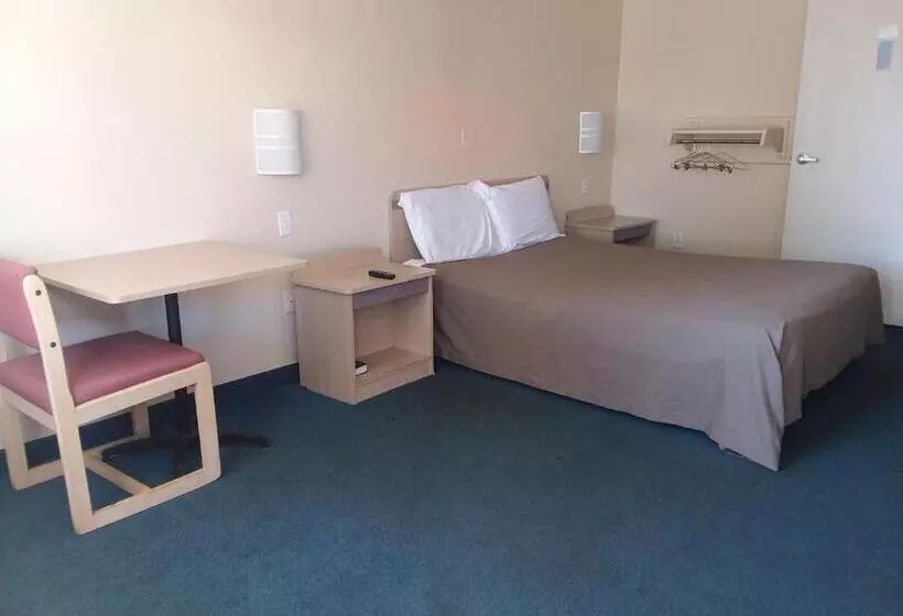 身障者適用スタンダードルーム, Knights Inn  Burlington, Nc