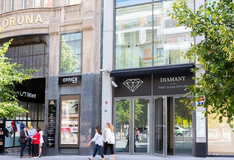 آپارتمان 1 خوابه, Vn3 Terraces Suites By Prague Residences