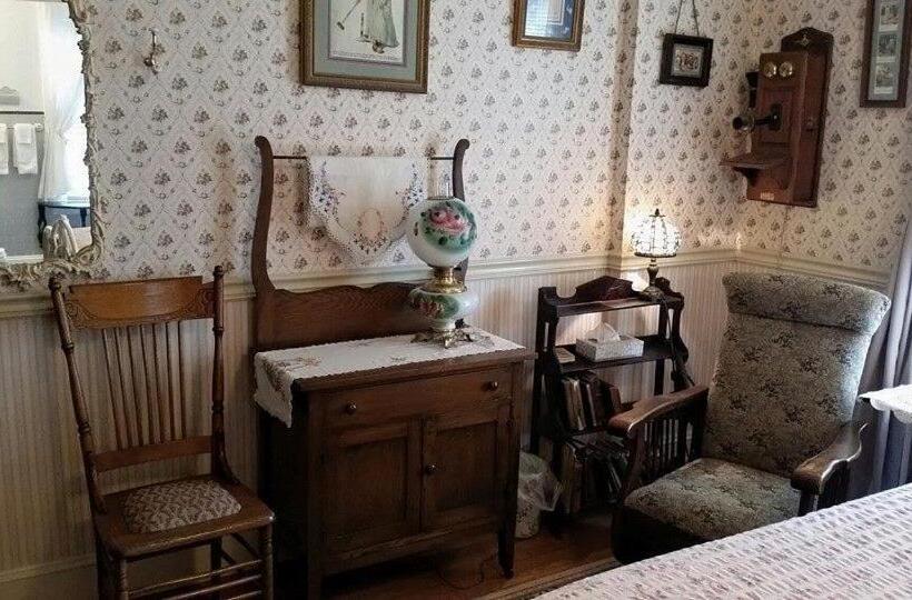 스탠다드 룸, A Sentimental Journey