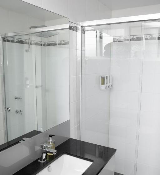 חדר משפחתי, Amooran Oceanside Apartments And Motel