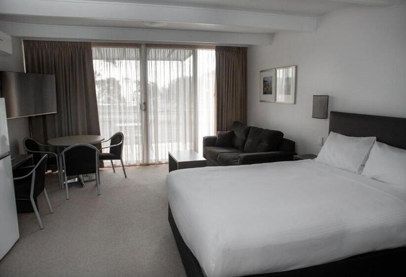 חדר משפחתי, Amooran Oceanside Apartments And Motel