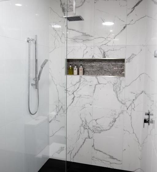 דירת חדר, Amooran Oceanside Apartments And Motel