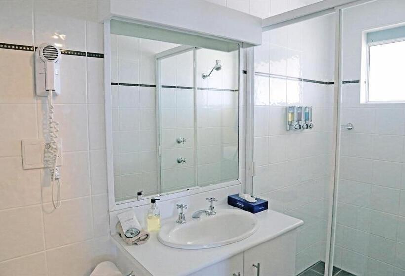 דירת שני חדרים, Amooran Oceanside Apartments And Motel