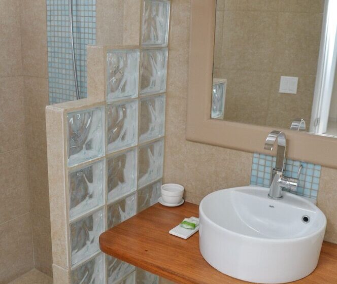 اتاق استاندارد, Allamanda