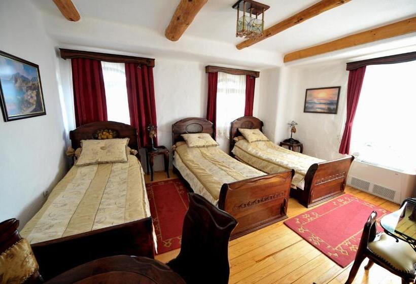 اتاق استاندارد سه نفره, Ethno Village Stanisici