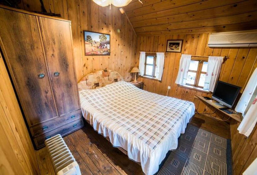 اتاق استاندارد یک نفره, Ethno Village Stanisici