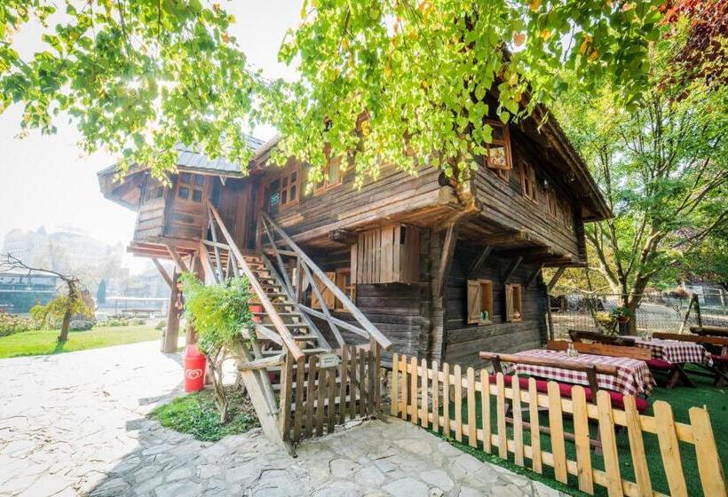 اتاق استاندارد یک نفره, Ethno Village Stanisici