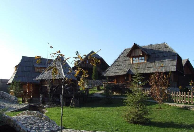 بانگلوی استاندارد, Ethno Village Stanisici