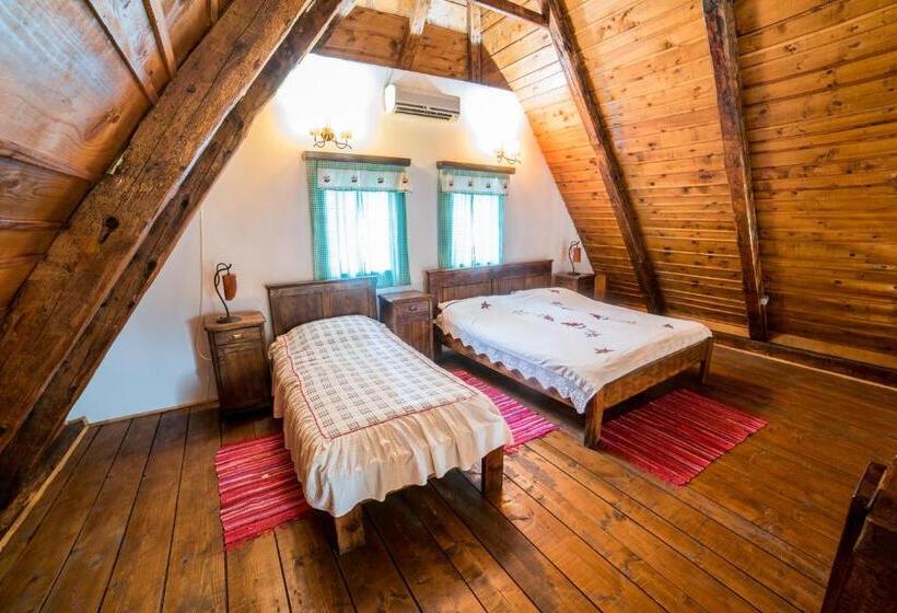 بانگلوی لوکس, Ethno Village Stanisici