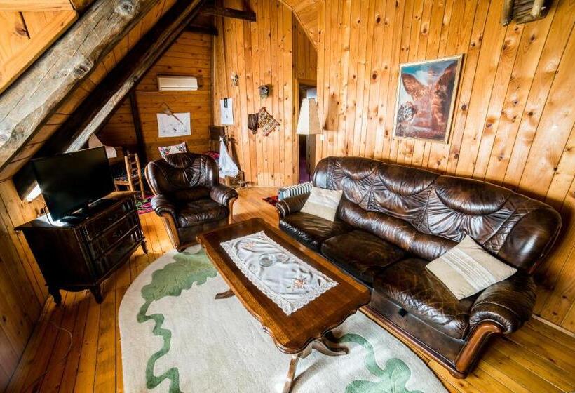 بنگله خانوادگی, Ethno Village Stanisici