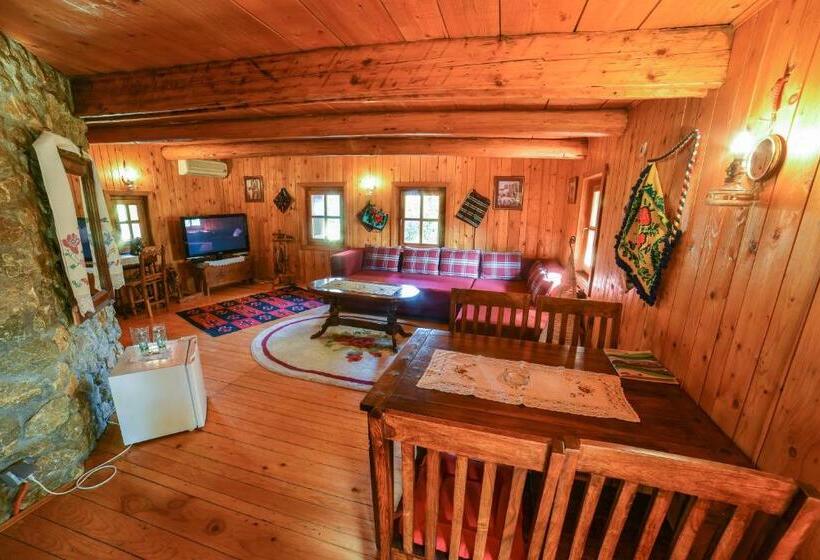 بانگلوی استاندارد, Ethno Village Stanisici