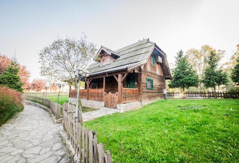 بانگلوی لوکس, Ethno Village Stanisici