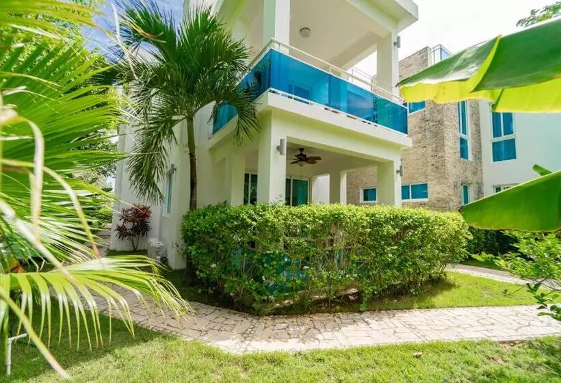 آپارتمان 1 خوابه با بالکن, Grand Laguna Beach Properties By Caribe Stays
