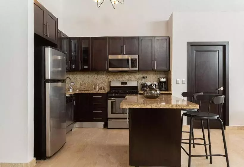 آپارتمان 1 خوابه با چشم‌انداز دریا, Grand Laguna Beach Properties By Caribe Stays