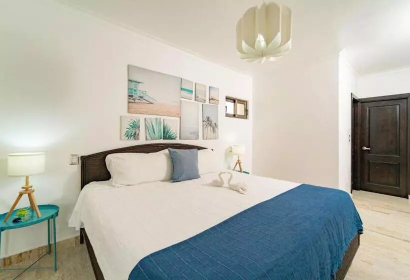 آپارتمان 1 خوابه با چشم‌انداز استخر, Grand Laguna Beach Properties By Caribe Stays