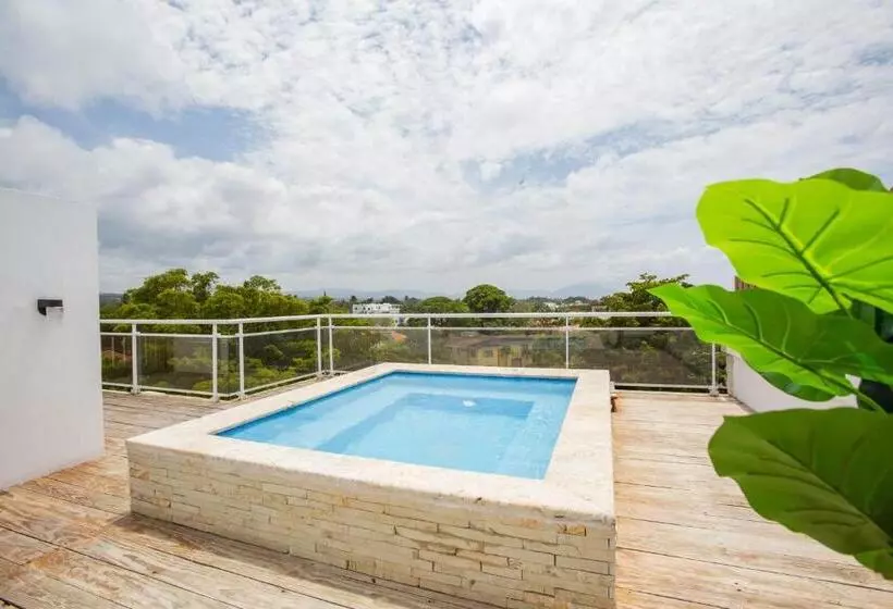 1 Bedroom Penthouse Apartment, Grand Laguna Beach Properties By Caribe Stays