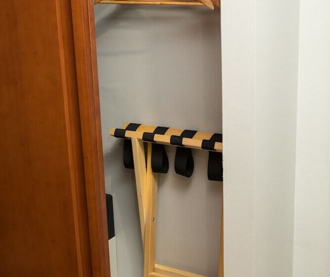 اتاق استاندارد, Guam Plaza Resort