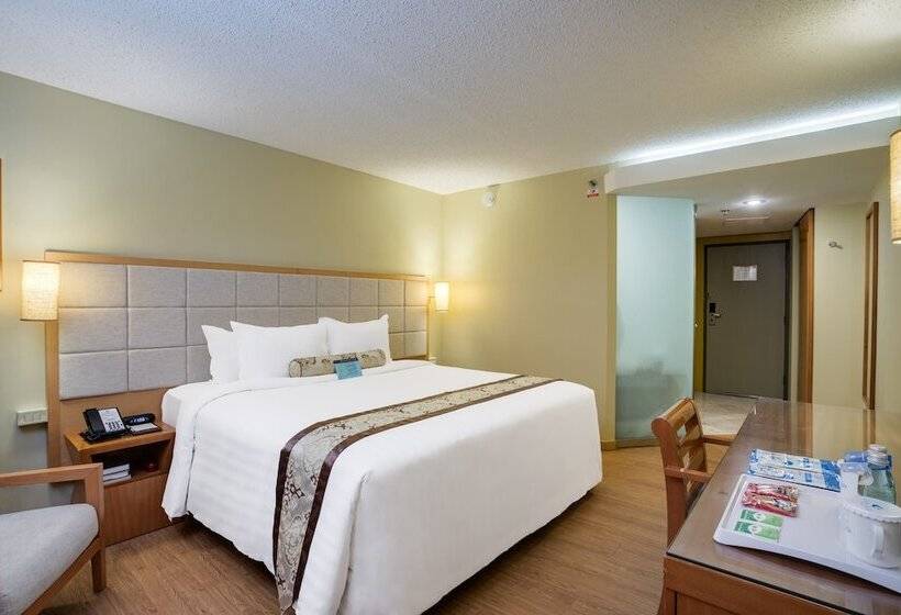 اتاق لوکس, Guam Plaza Resort