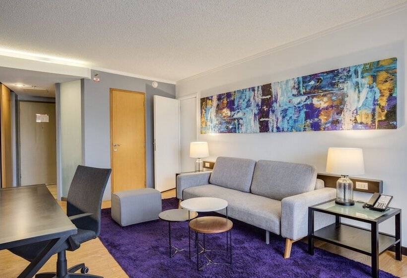 سوییت, Guam Plaza Resort