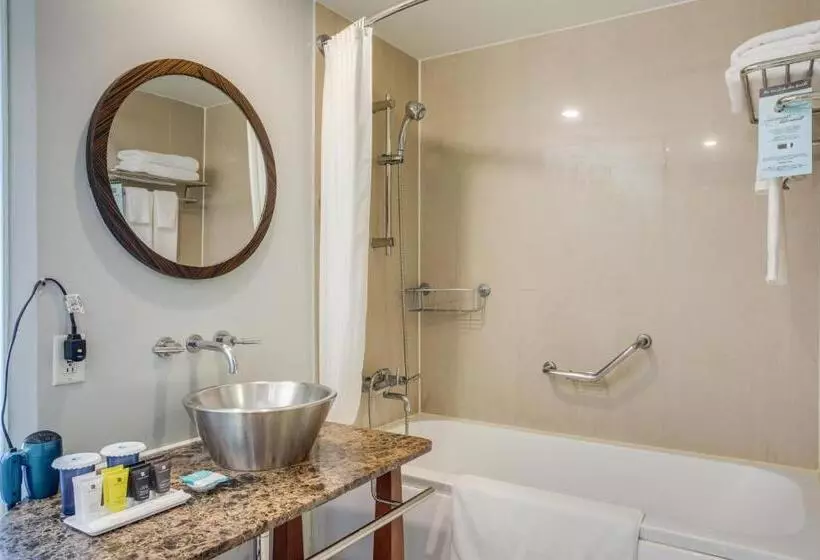اتاق استاندارد, Guam Plaza Resort