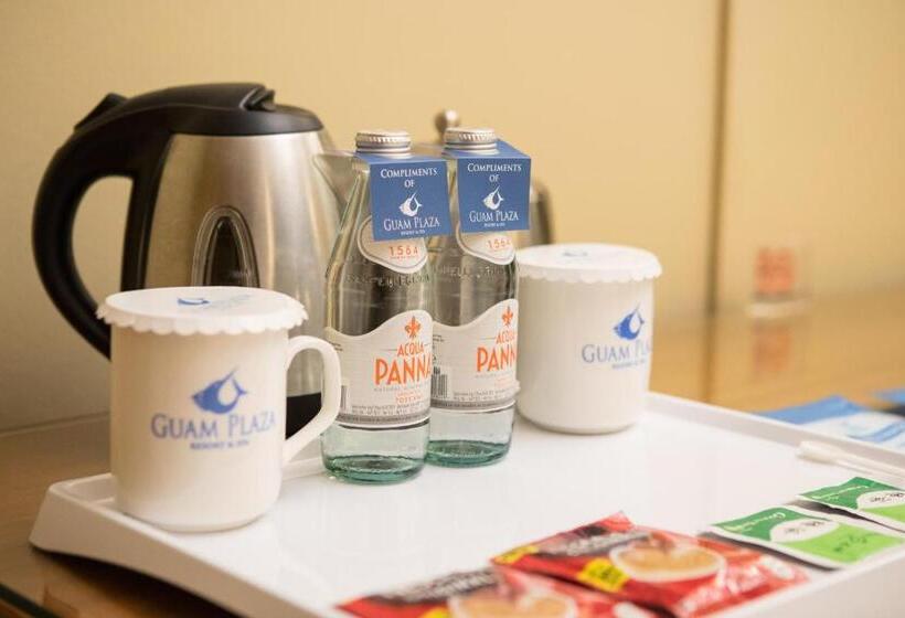 اتاق لوکس با تخت بزرگ, Guam Plaza Resort