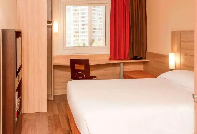 スタンダードルーム, Ibis Santiago Las Condes