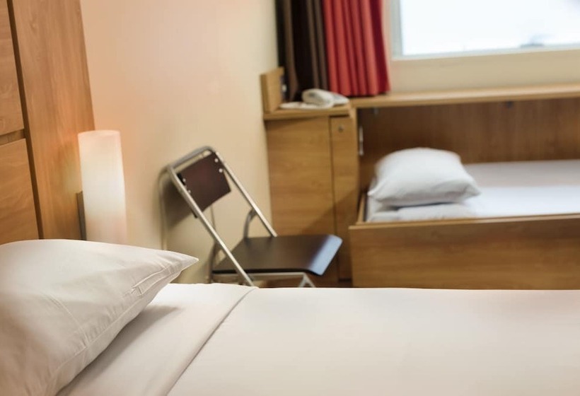 スタンダードルーム, Ibis Santiago Las Condes