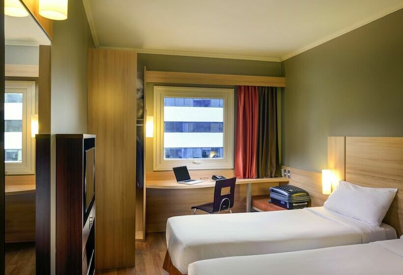 スタンダードルーム, Ibis Santiago Las Condes