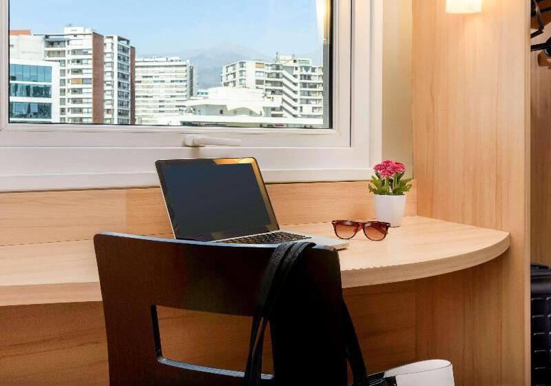 スタンダードルーム, Ibis Santiago Las Condes
