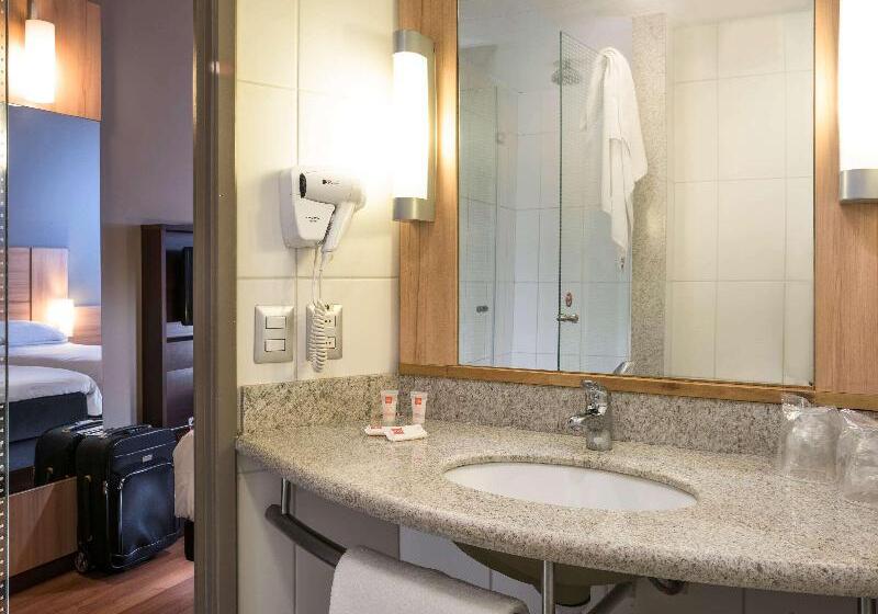 スタンダードルーム, Ibis Santiago Las Condes