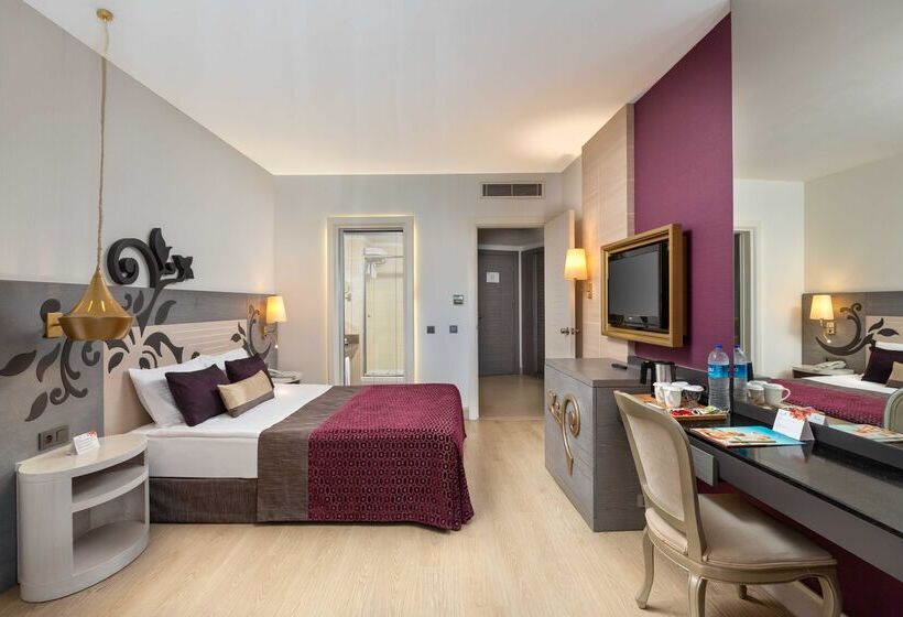 Семейный Номер, Kirman Belazur  Resort & Spa