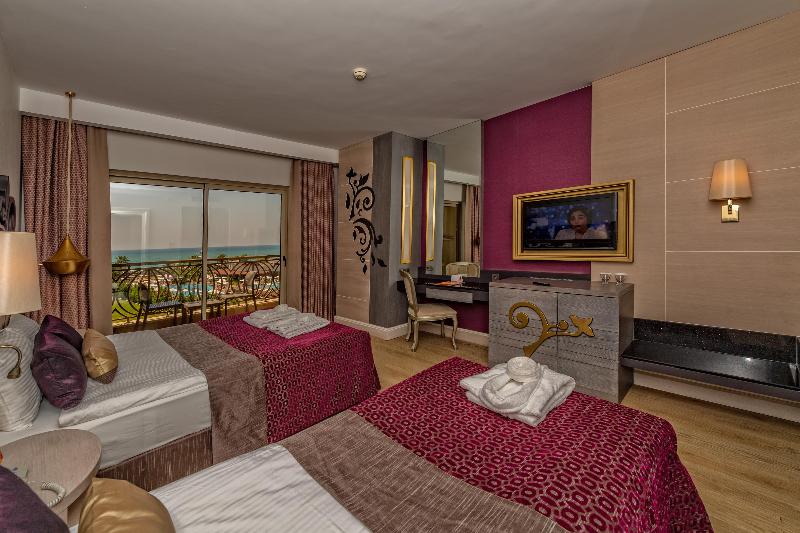 带海景的标准房, Kirman Belazur  Resort & Spa