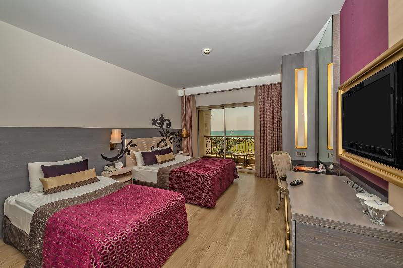 标准间侧面带海景, Kirman Belazur  Resort & Spa