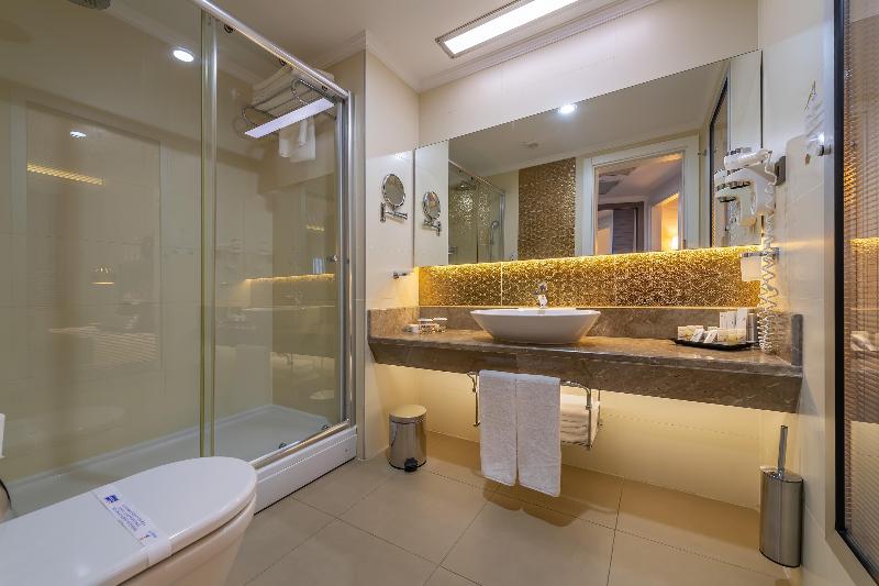 标准间侧面带海景, Kirman Belazur  Resort & Spa