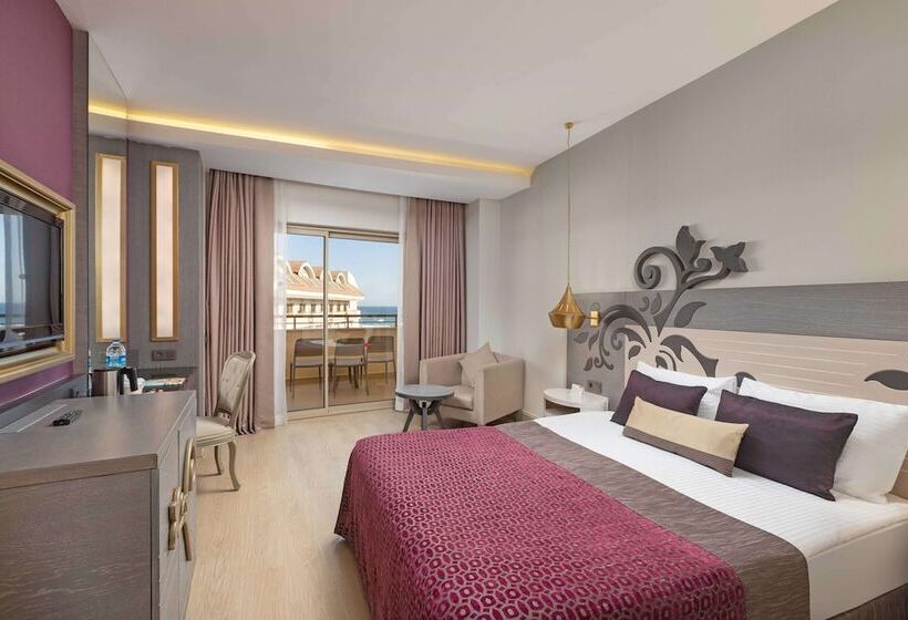Номер Стандарт Боковой Вид на Море, Kirman Belazur  Resort & Spa